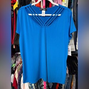 J Lee women’s size XL solid bright blue strappy chest short sleeves blouse new